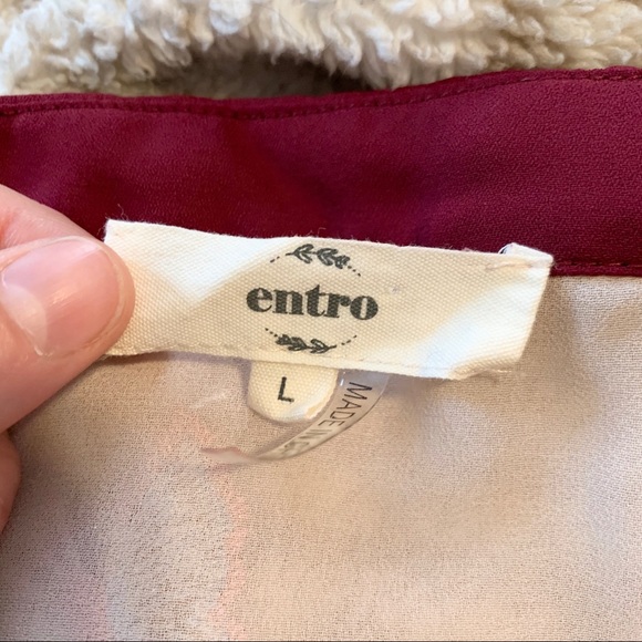 ENTRO Floral Embroidered Cold Shoulder Sleeved Top - Picture 4 of 10